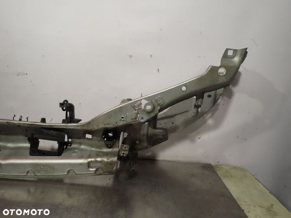 OKULAR PAS PRZEDNI VOLVO S40 II - 16