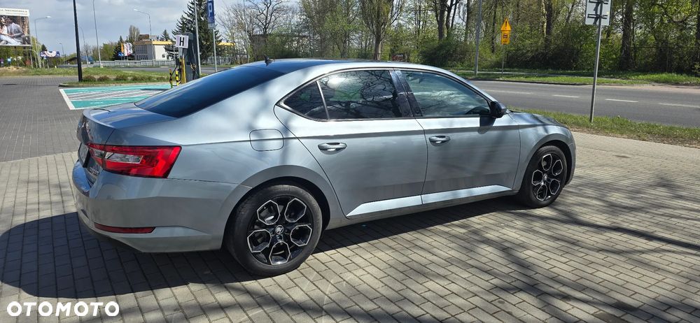 Skoda Superb 2.0 TDI Active - 5