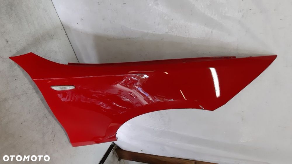 * BŁOTNIK PRZEDNI PRZOD  PRAWY BMW 1 E81 E82 E87 E88 438 JAPANROT CZERWONY - 5
