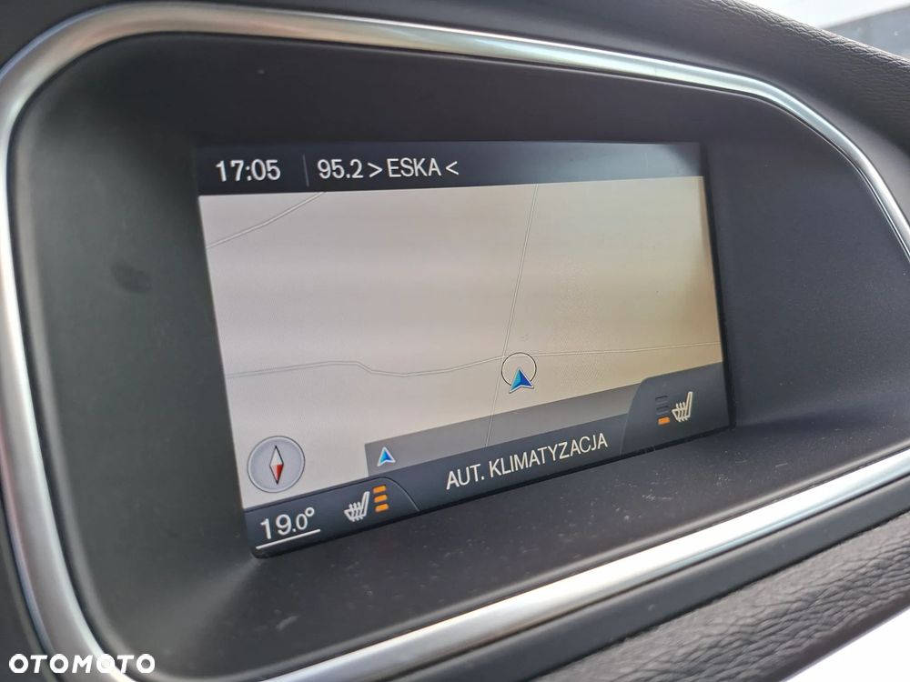 Volvo V40 D2 Momentum - 12