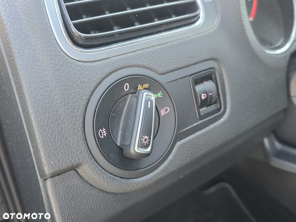 Volkswagen Polo - 16