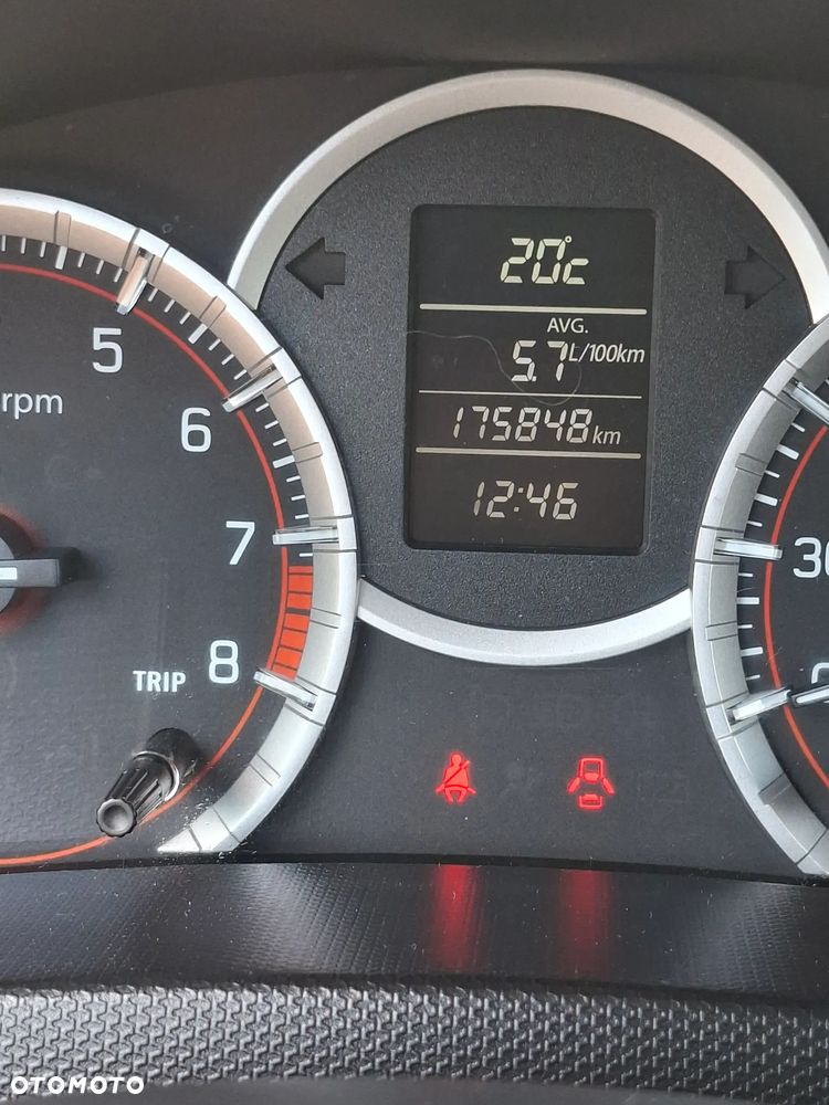 Suzuki Swift 1.6 Sport - 8