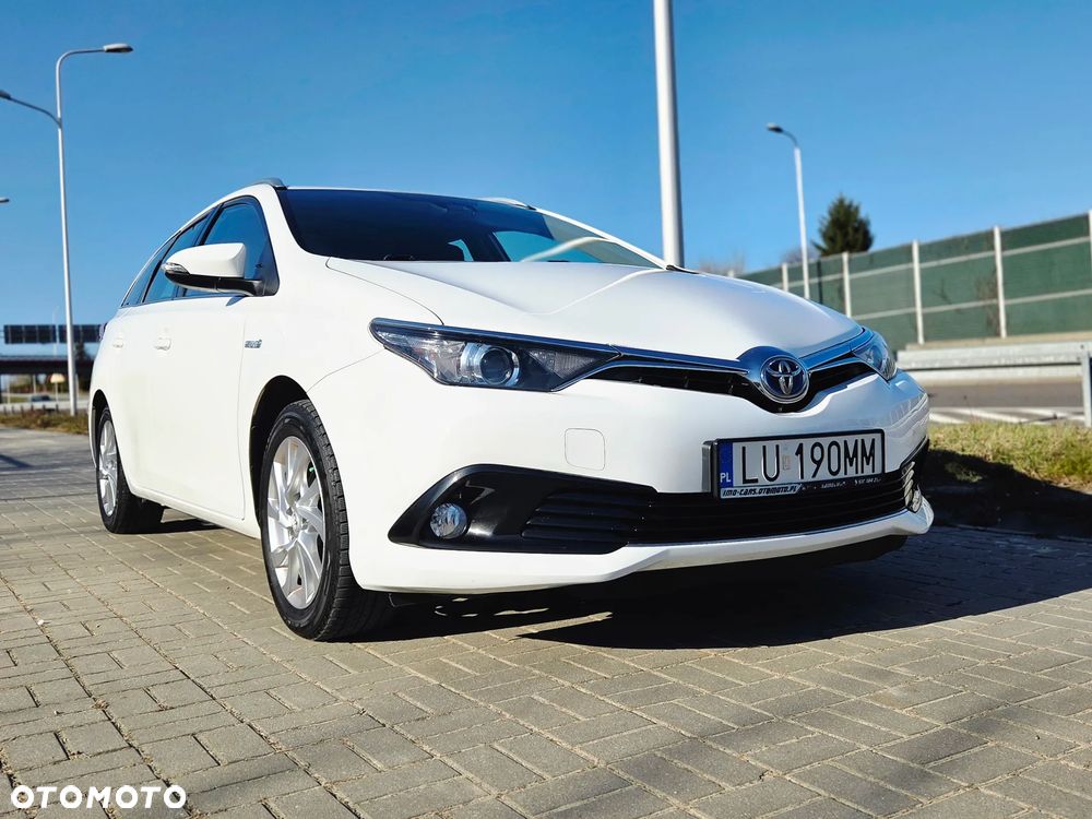 Toyota Auris - 12