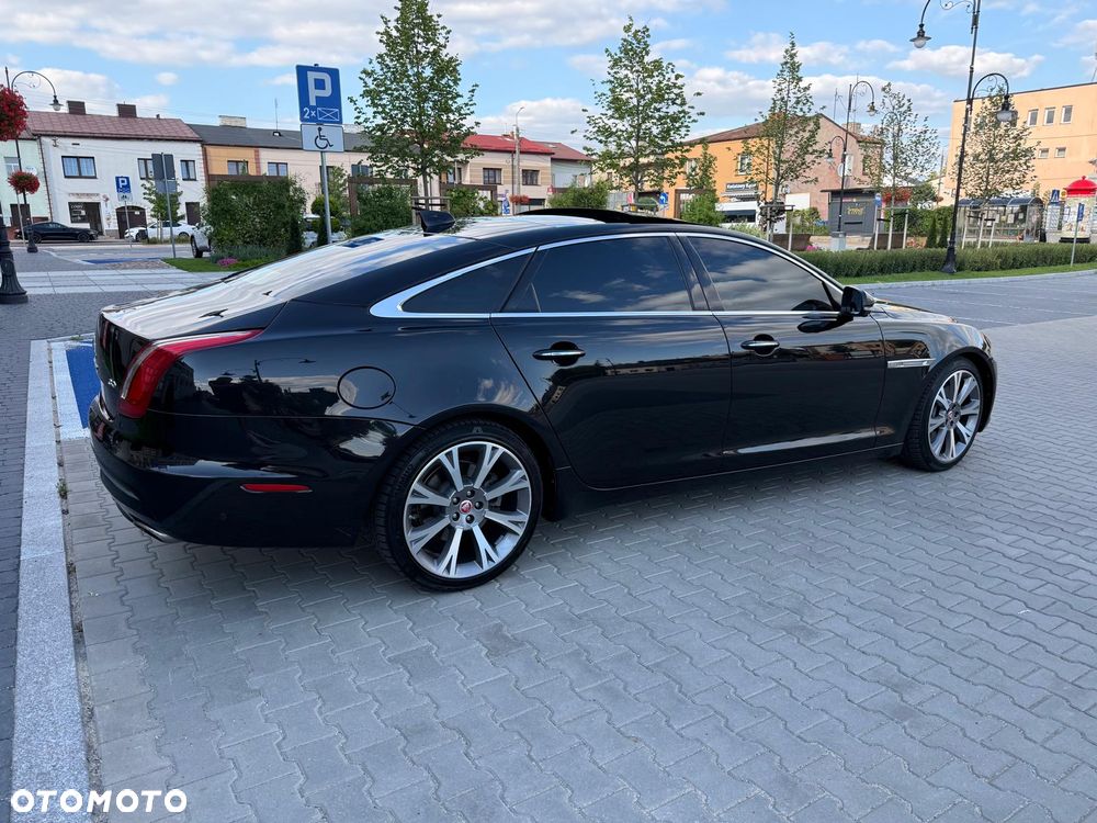 Jaguar XJ 3.0 T Portfolio - 8
