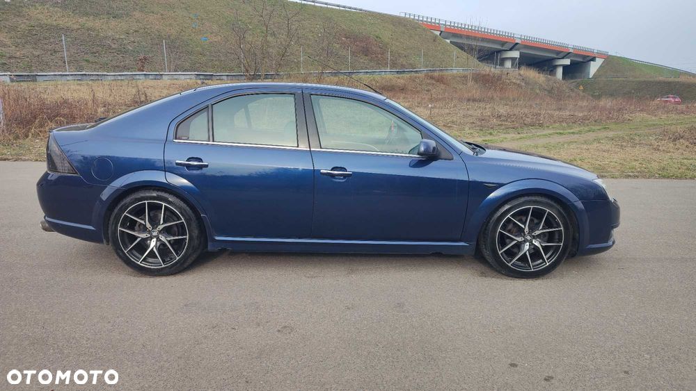 Ford Mondeo - 4