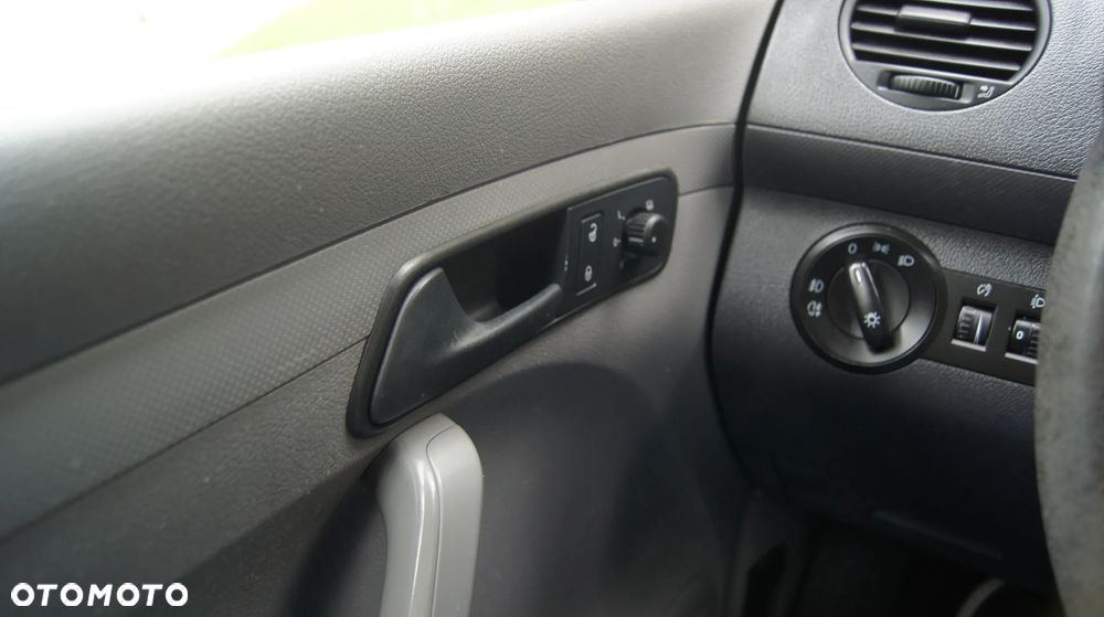 Volkswagen CADDY - 22