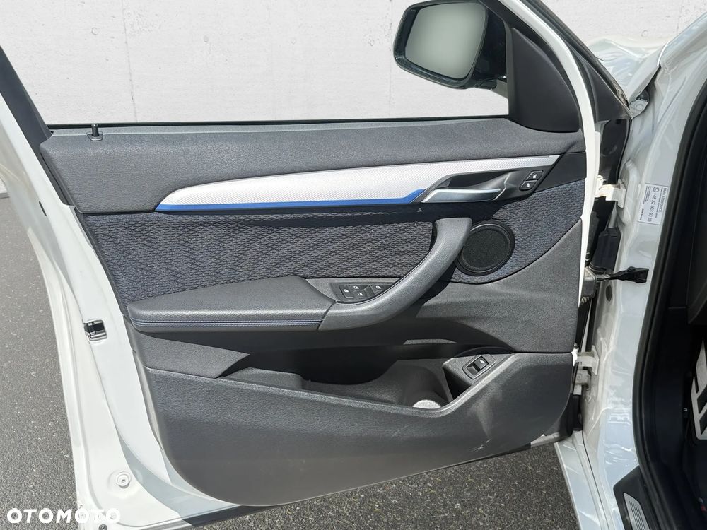BMW X1 sDrive18i M Sport - 11