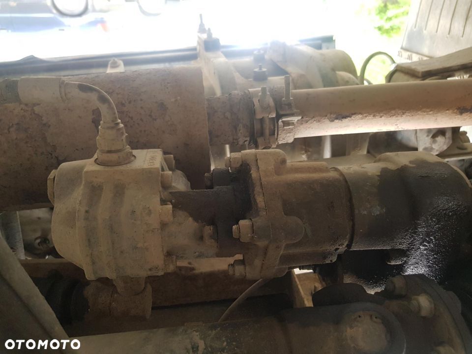 Man wywrotka trzystronny w całości lub na części 8-150 - 2