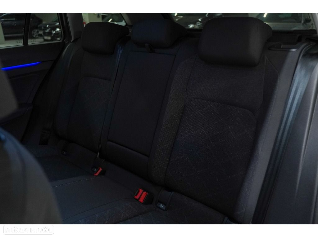 VW Golf Variant 2.0 TDi Life DSG - 14