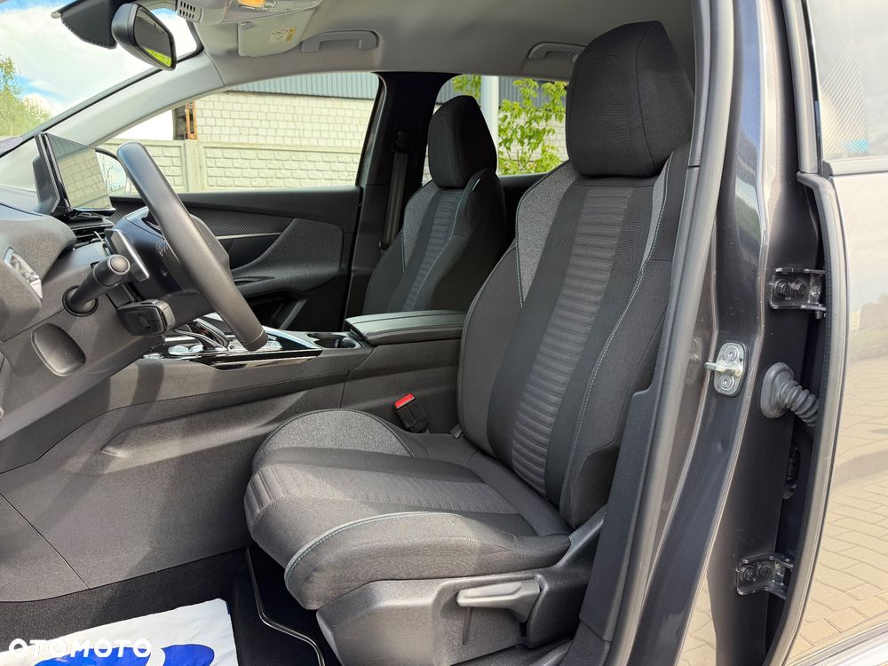 Peugeot 3008 PureTech 130 Stop & Start EAT6 Allure - 17
