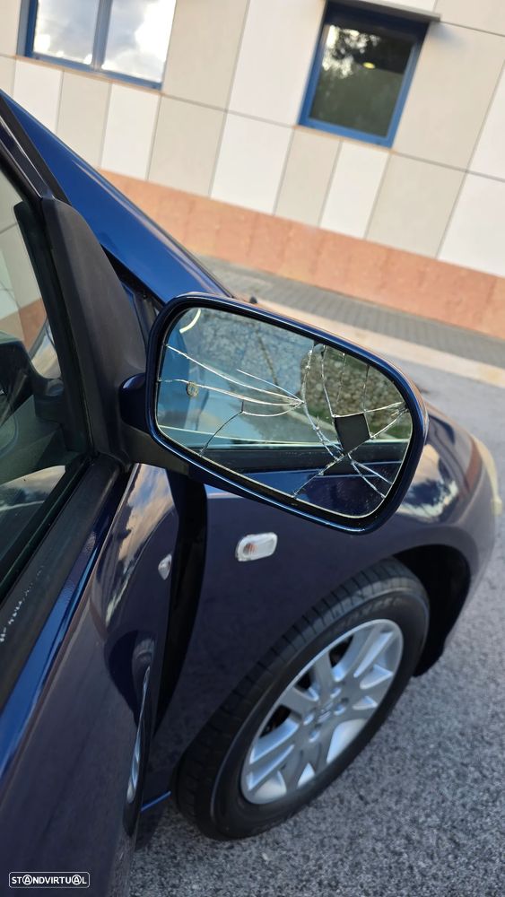 Honda Civic 1.4 LS - 15