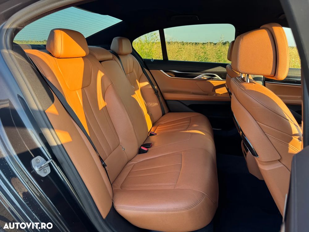 BMW Seria 7 - 14