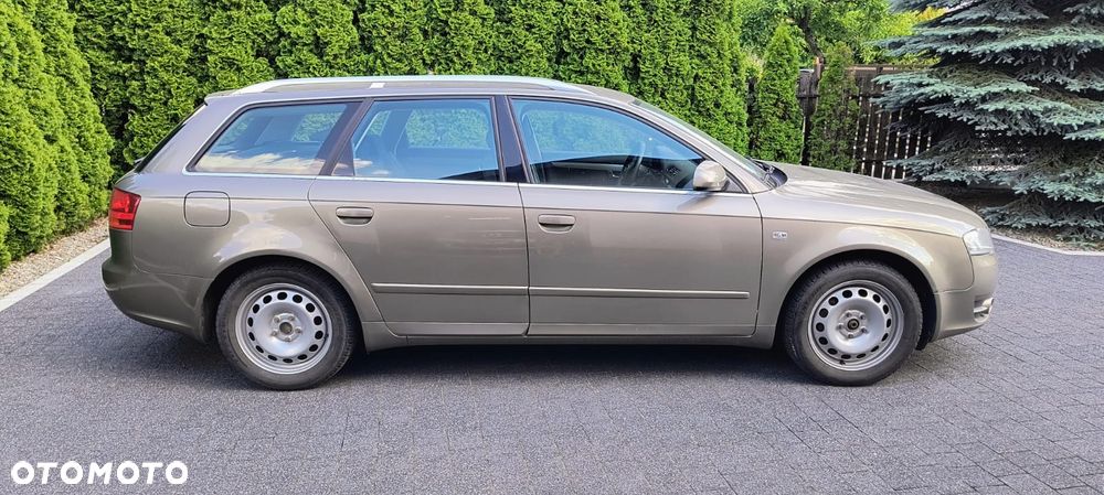 Audi A4 Avant - 11