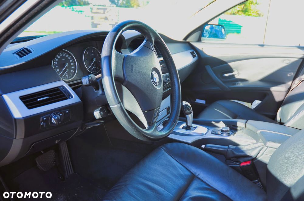 BMW Seria 5 520d - 10