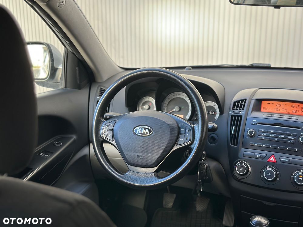 Kia Ceed 1.4 Comfort - 6