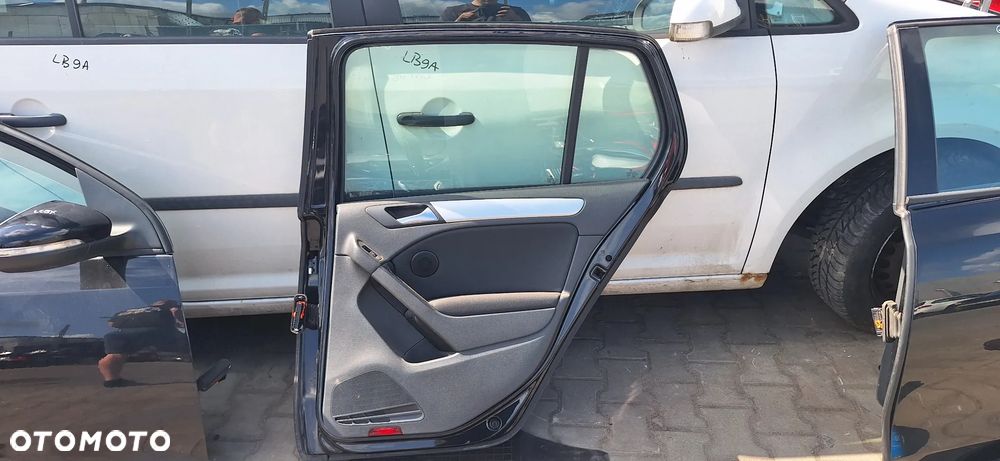 VW Golf VI HB Drzwi Tył Tylnie Prawe Kod Lakieru LC9X - 26