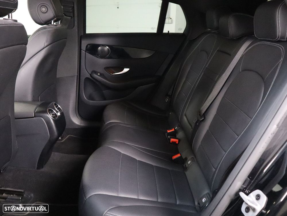 Mercedes-Benz GLC 300 e Coupé 4Matic - 7