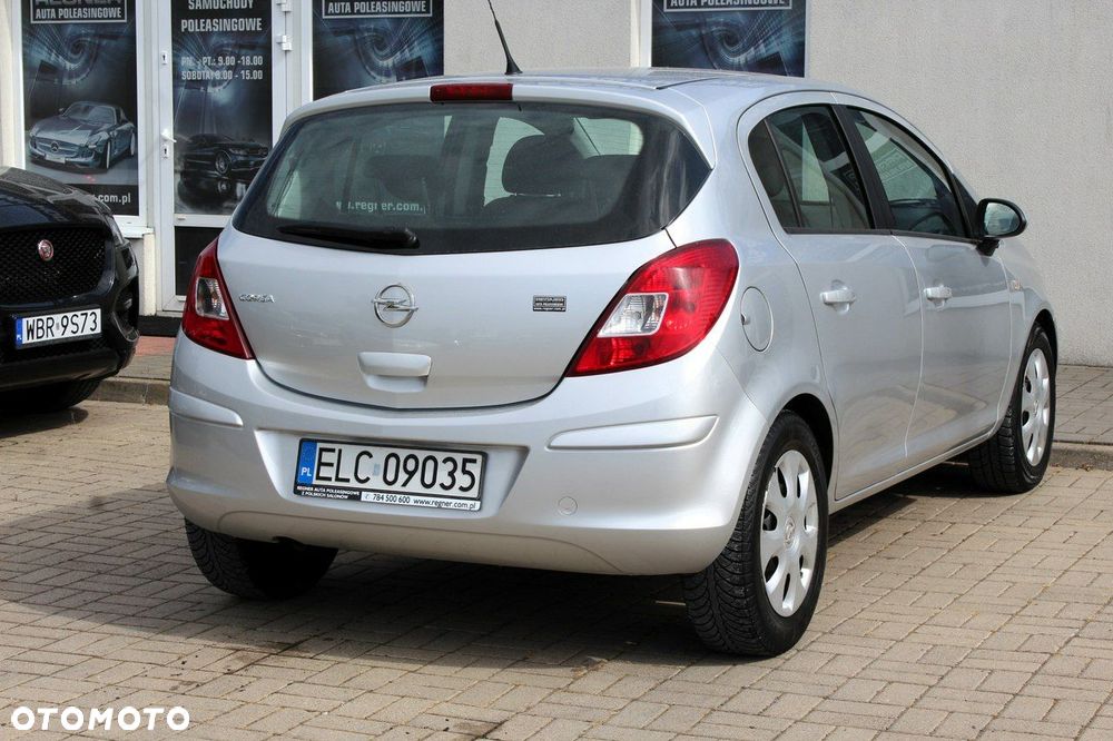 Opel Corsa 1.2 16V Enjoy - 4