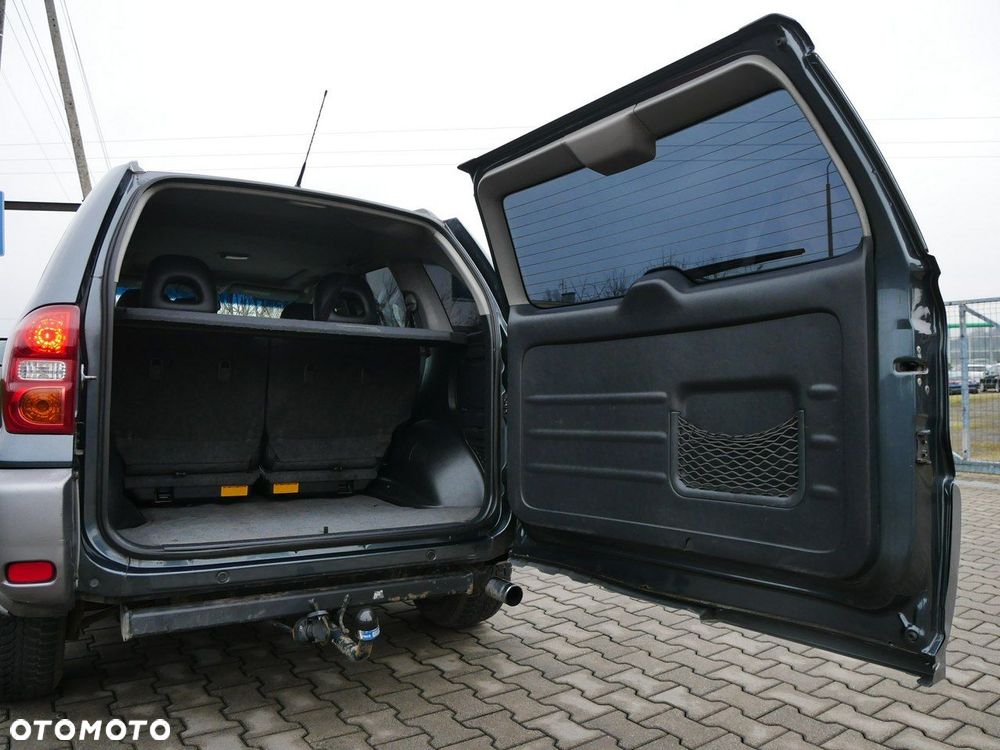 Toyota RAV4 D-4D 4x4 Executive - 13