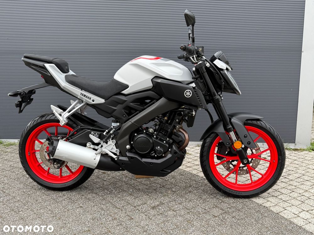 Yamaha MT - 18