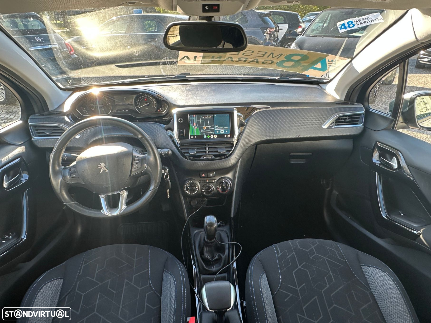 Peugeot 2008 1.2 PureTech Signature - 14