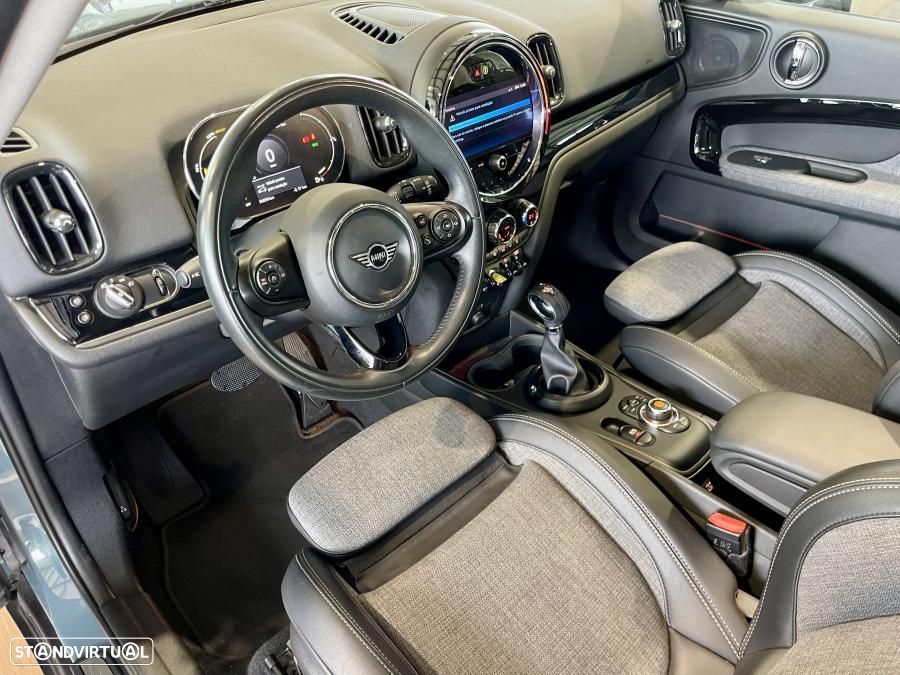MINI Countryman Cooper SE ALL4 Auto - 13