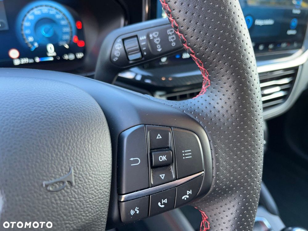 Ford Focus 1.0 EcoBoost ST-Line X - 25