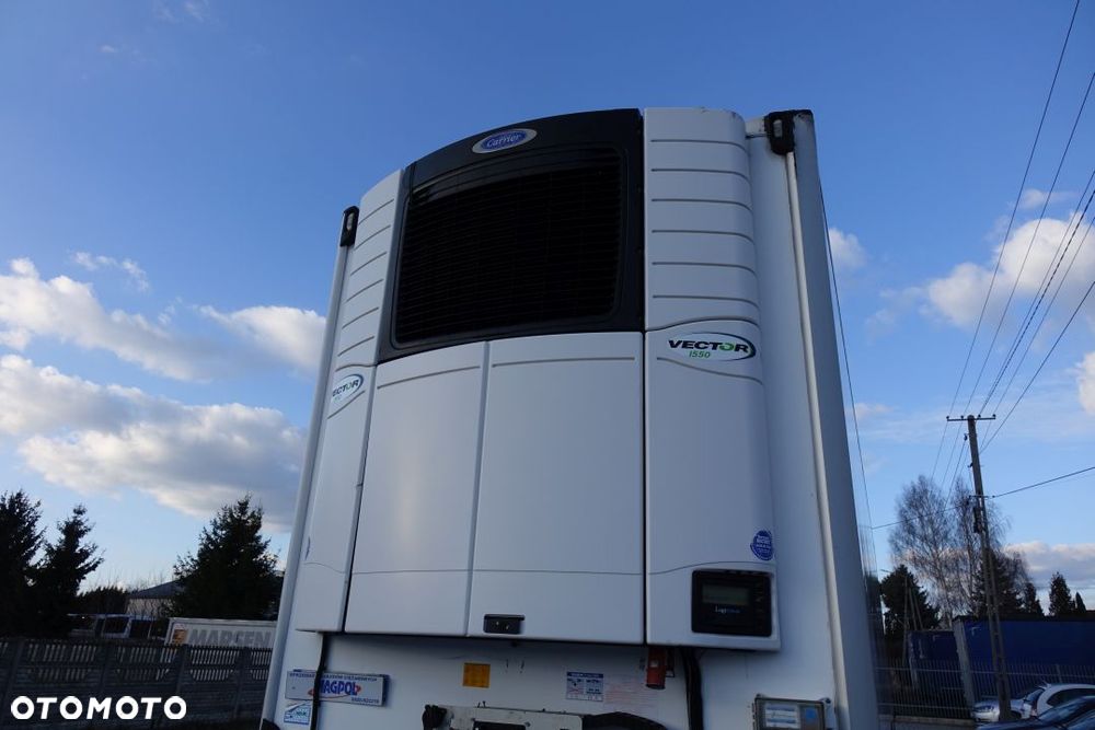 Lamberet CHŁODNIA / SR2 / CARRIER VECTOR 1550 / SAF / DRUKARKA / KOSZ NA KOŁO ZAPASOWE - 8