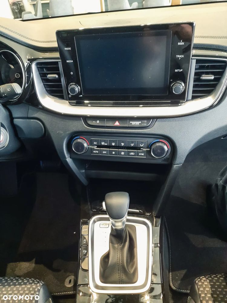 Kia XCeed 1.6 T-GDI L DCT - 6
