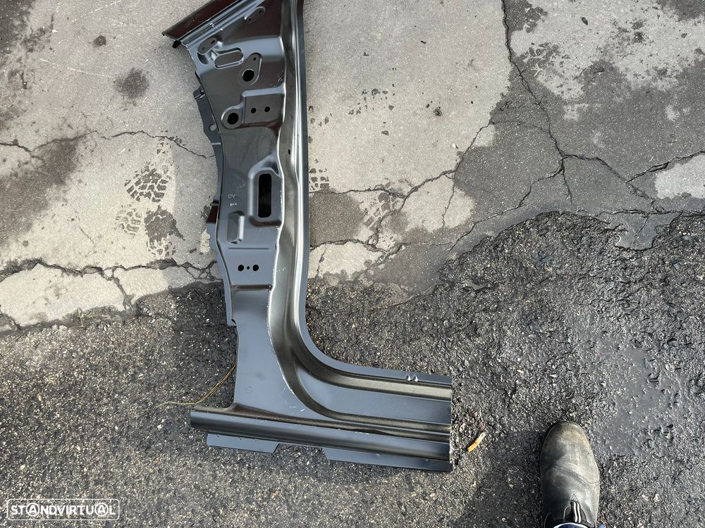 Partner Berlingo Combo 2019 on CHAPA PILAR A / PORTA ESQUERDA - Z888 - 3