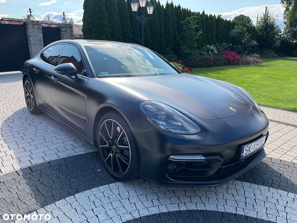 Porsche Panamera 4 E-Hybrid - 2