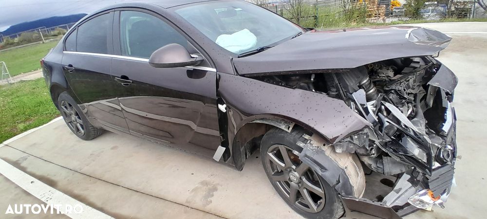 Dezmembram Opel Insignia 1.6 CDTi B16DTH - 4
