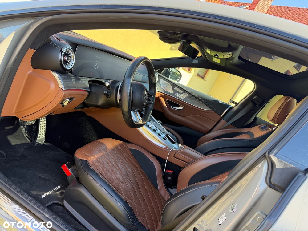 Mercedes-Benz AMG GT 43 4-Matic+ - 11