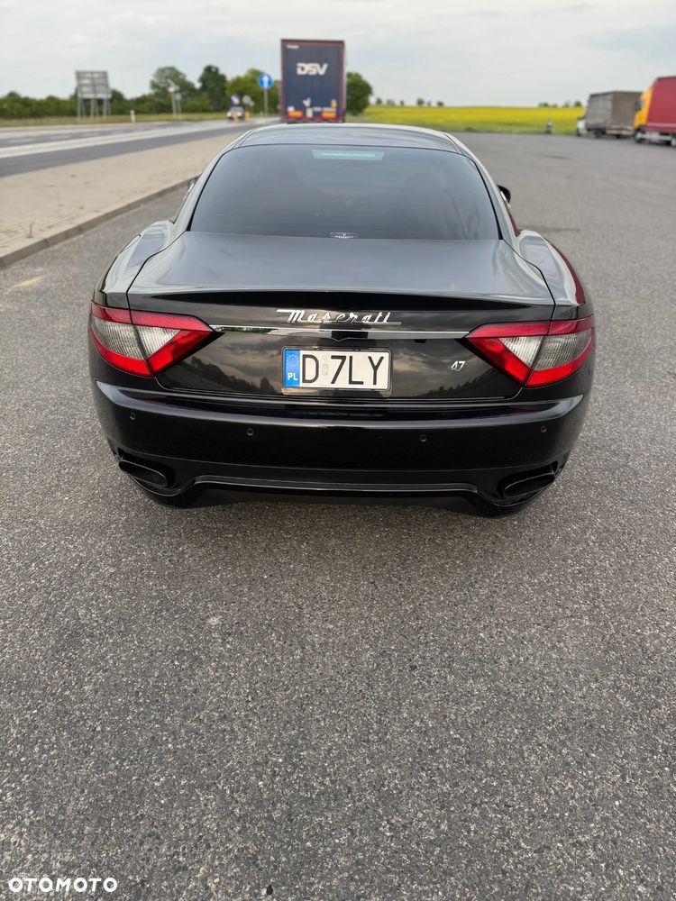 Maserati GranTurismo S Automatik - 13