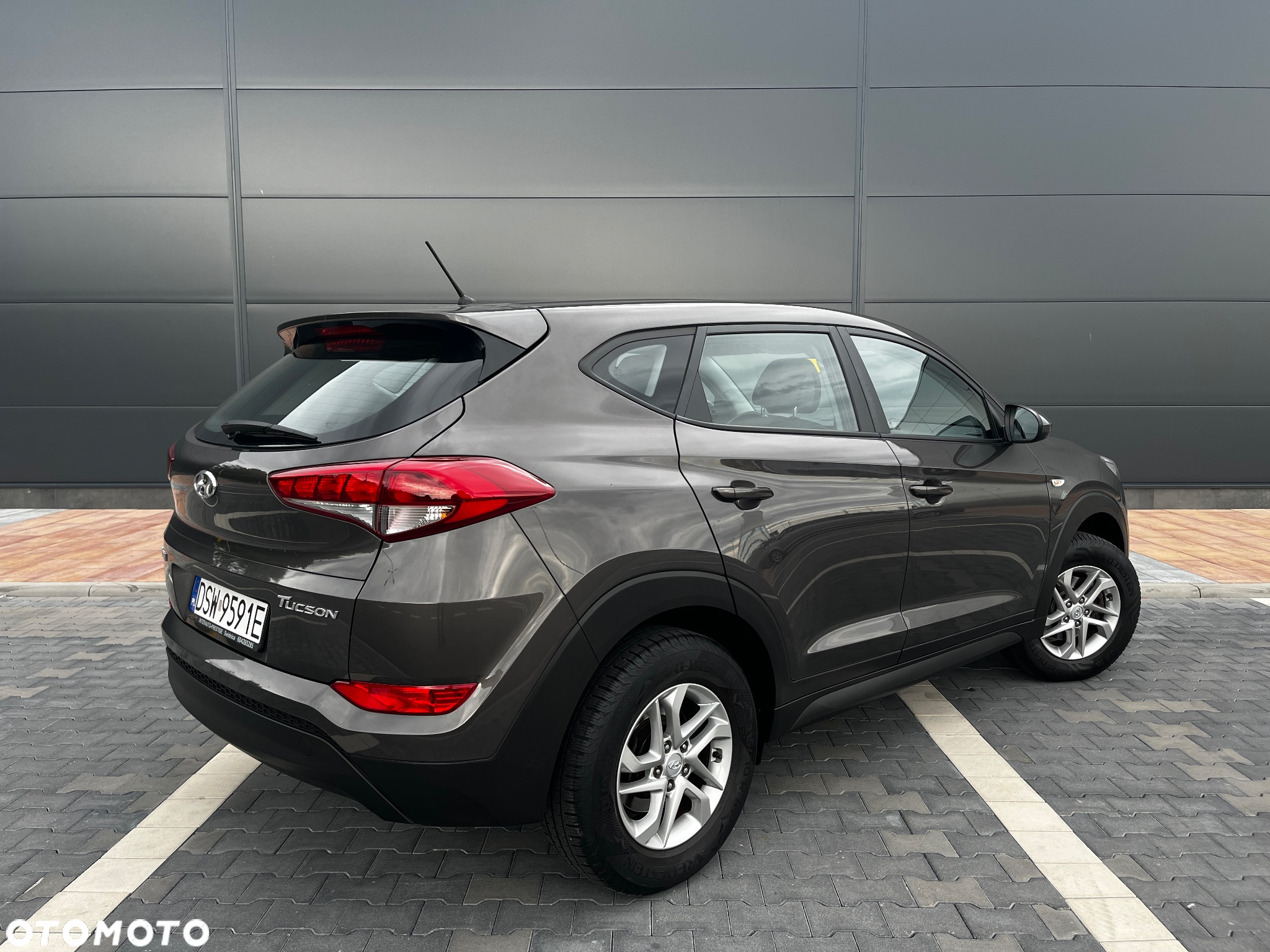 Hyundai Tucson 1.6 GDI BlueDrive Comfort 2WD - 11