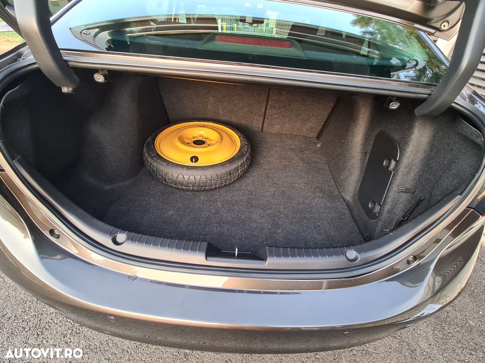 Mazda 3 G120 Attraction - 14