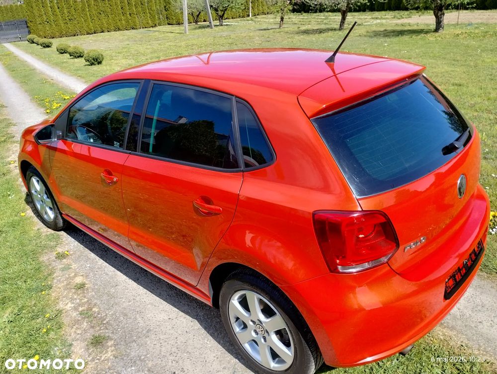 Volkswagen Polo 1.4 16V Trendline - 16