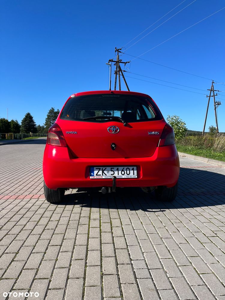 Toyota Yaris 1.3 Luna A/C - 2