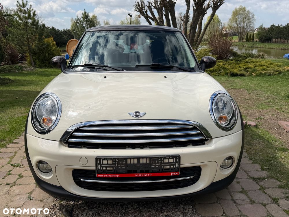 MINI Cooper D Brick Lane - 11