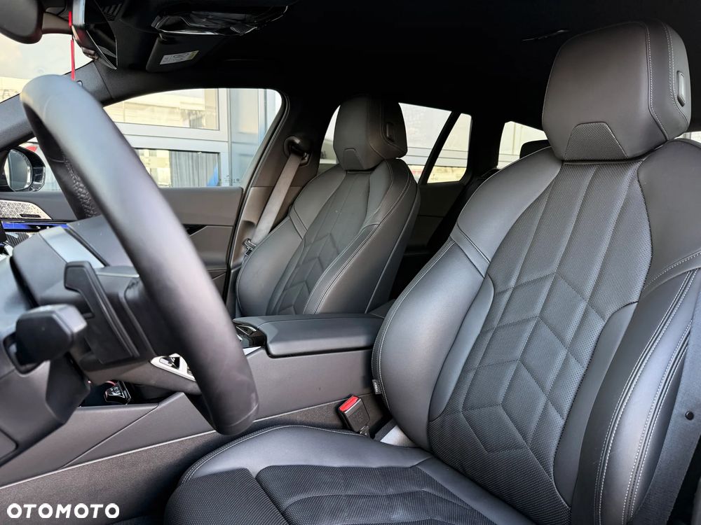 BMW Seria 5 540d xDrive - 29