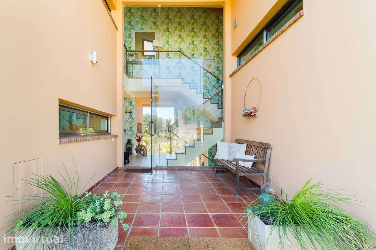Moradia Encantadora com Piscina e Vistas Deslumbrantes sobre o Campo - Grande imagem: 5/48