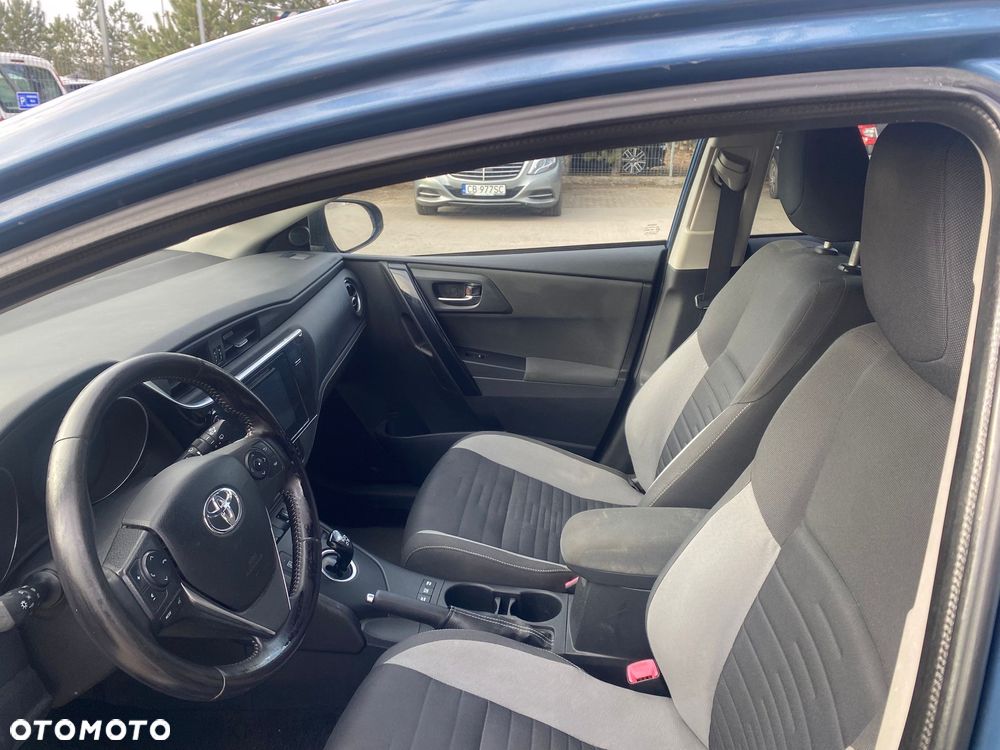Toyota Auris 1.8 VVT-i Automatik Comfort - 6