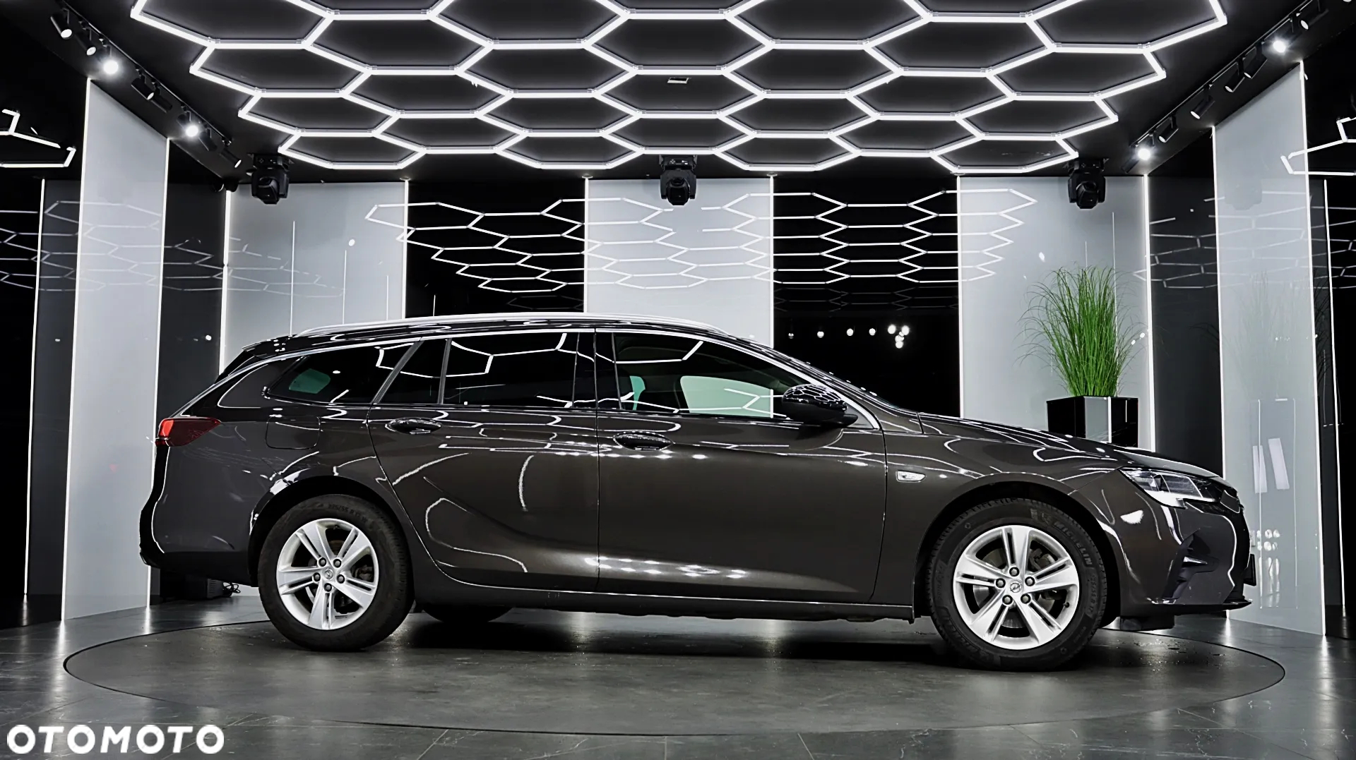 Opel Insignia 2.0 CDTI Elegance S&S - 11