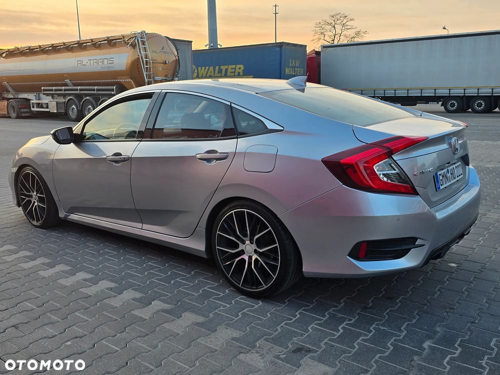 Honda Civic 1.5 i-VTEC Turbo CVT Executive - 19