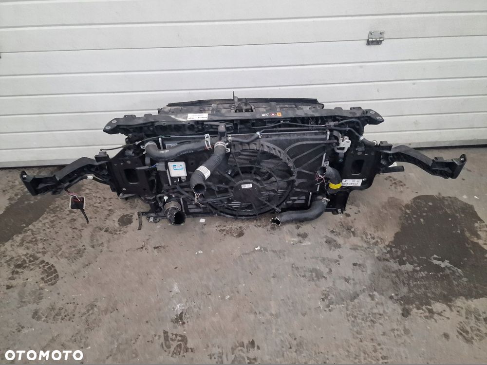 pas przedni belka chłodnice kia proceed 1.6 crdi 2023 - 1