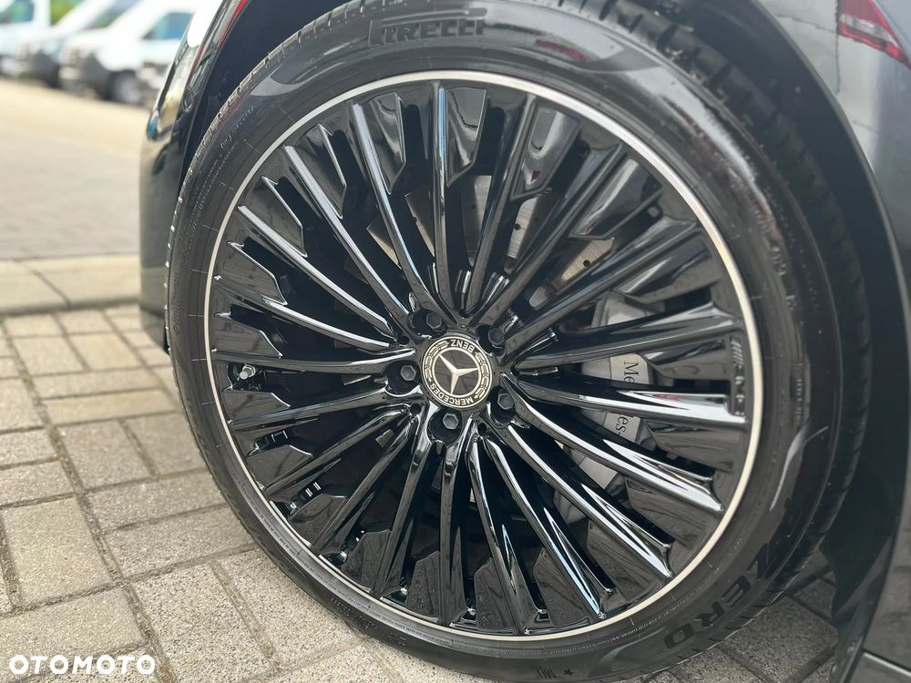 Mercedes-Benz Klasa E 220 d mHEV 4-Matic AMG 9G-Tronic - 35