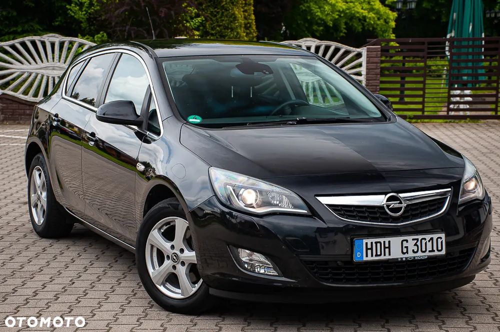 Opel Astra 1.6 Turbo Edition Sport - 17