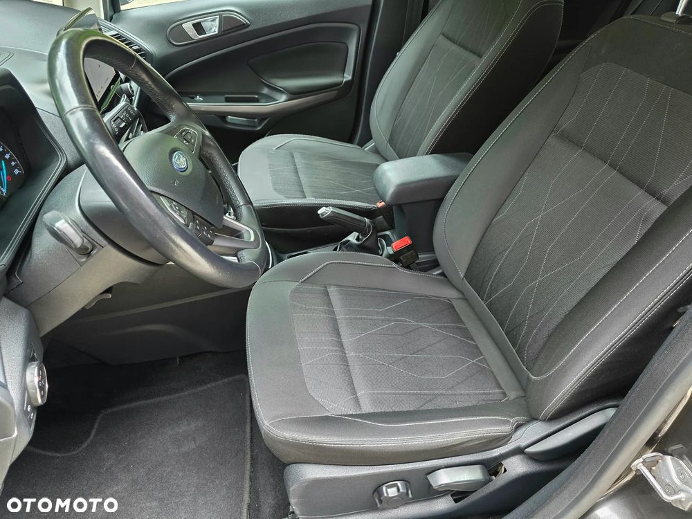 Ford EcoSport - 27