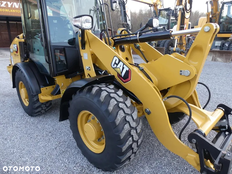 Caterpillar CAT 906M / Nowy model 2020r / Jak Nowy / - 27