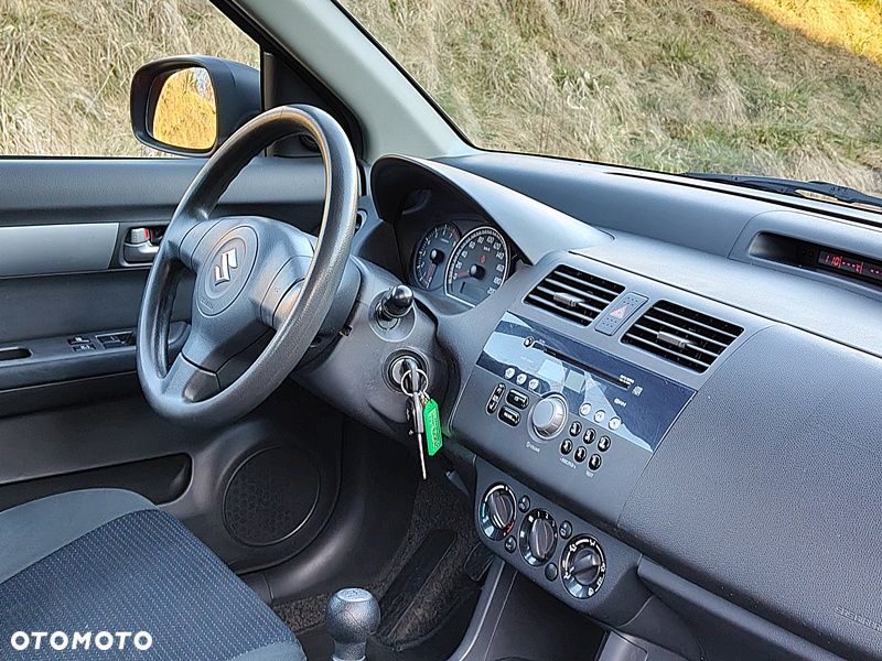 Suzuki Swift 1.3 Comfort - 8